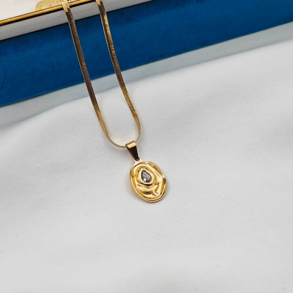 Stainless Steel Modern Kolye