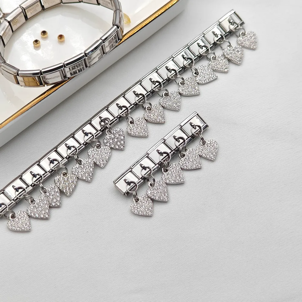 Stainless Steel Nomi Charm Kalp