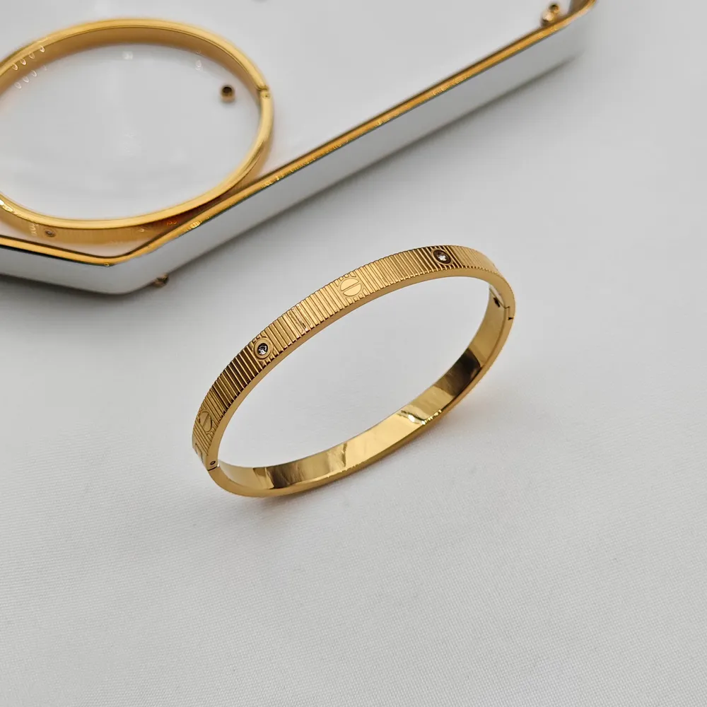 Stainless Steel C.Tier Kelepçe New! - 3