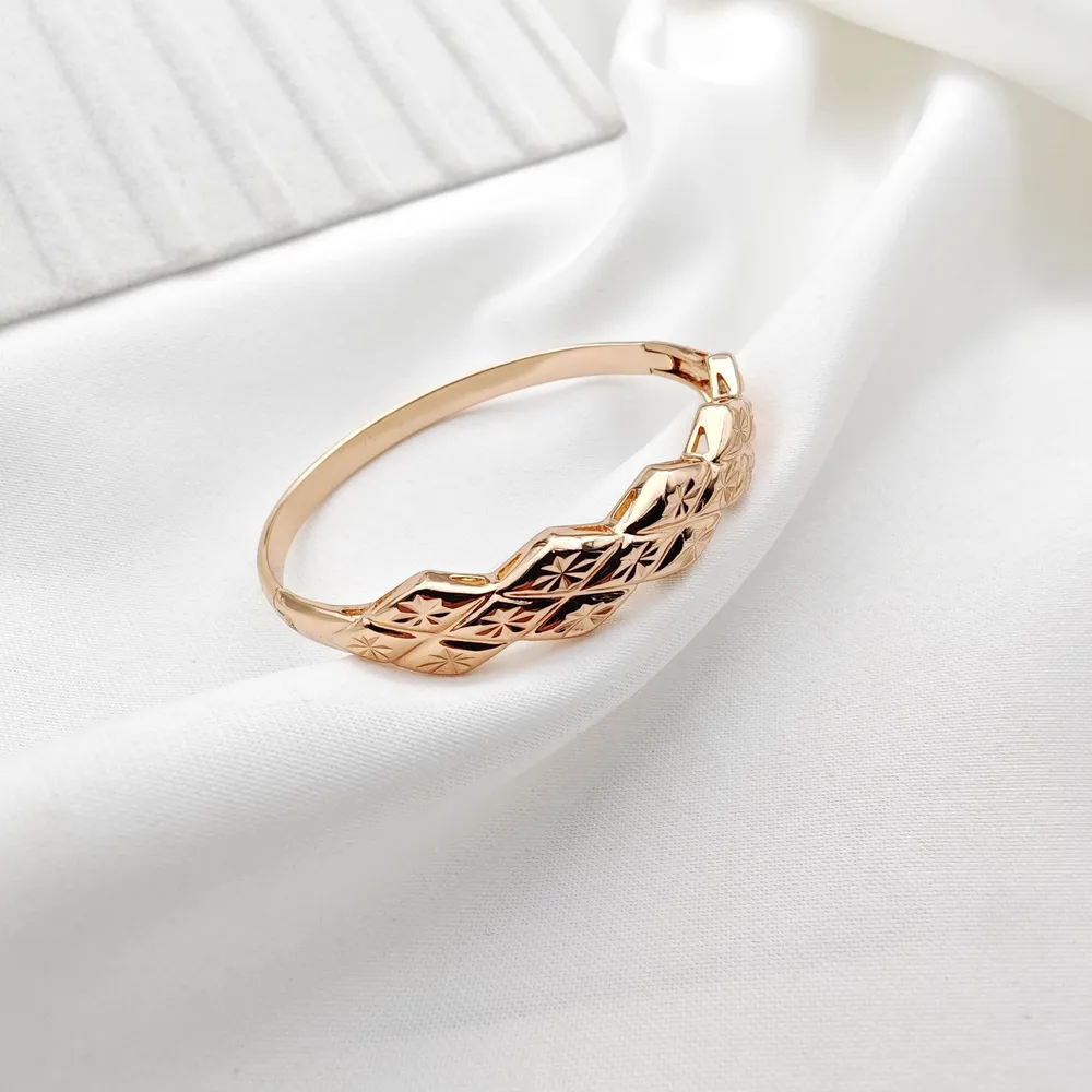 Xuping Kelepçe Bileklik