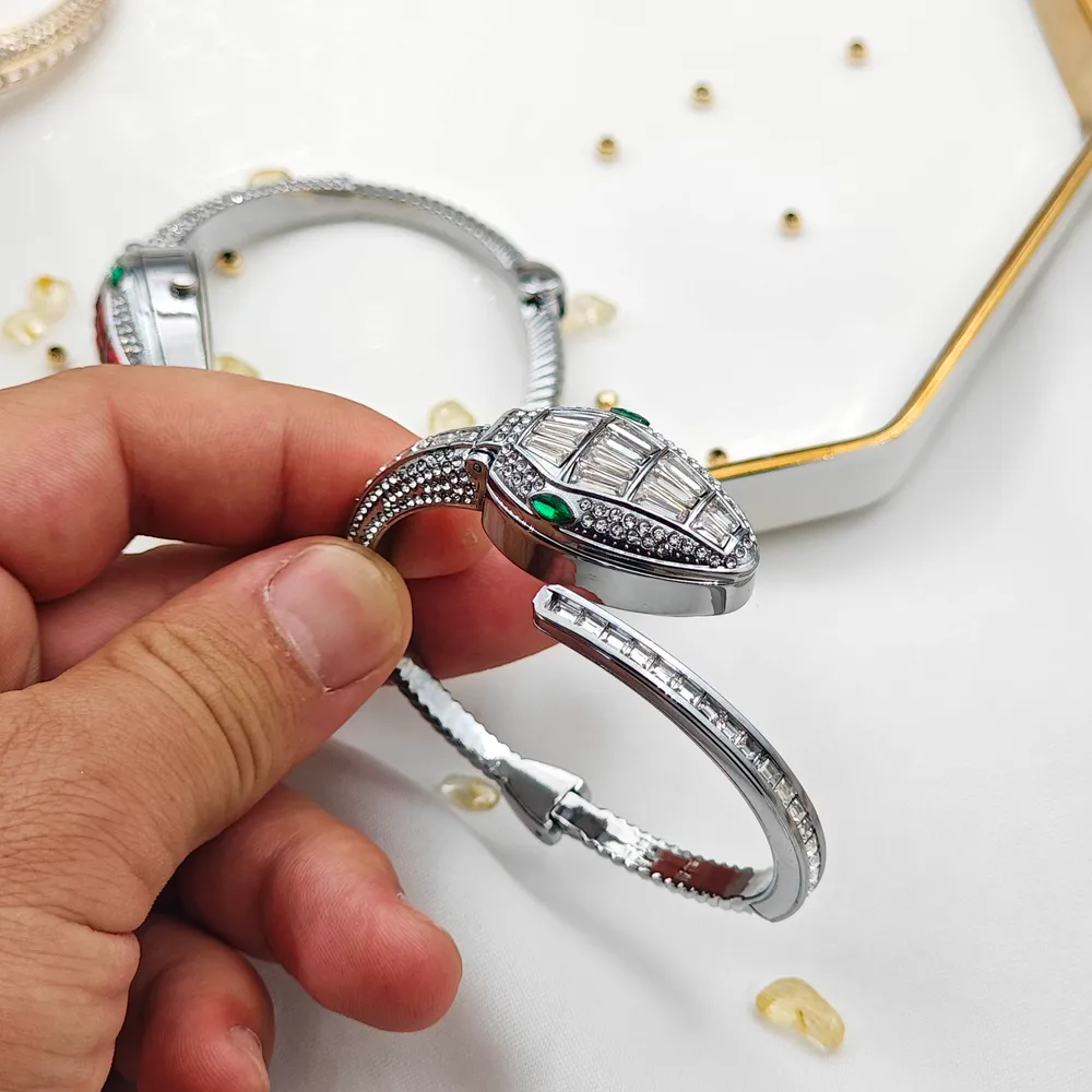 VİP Yılan Model Saat Kelepçe