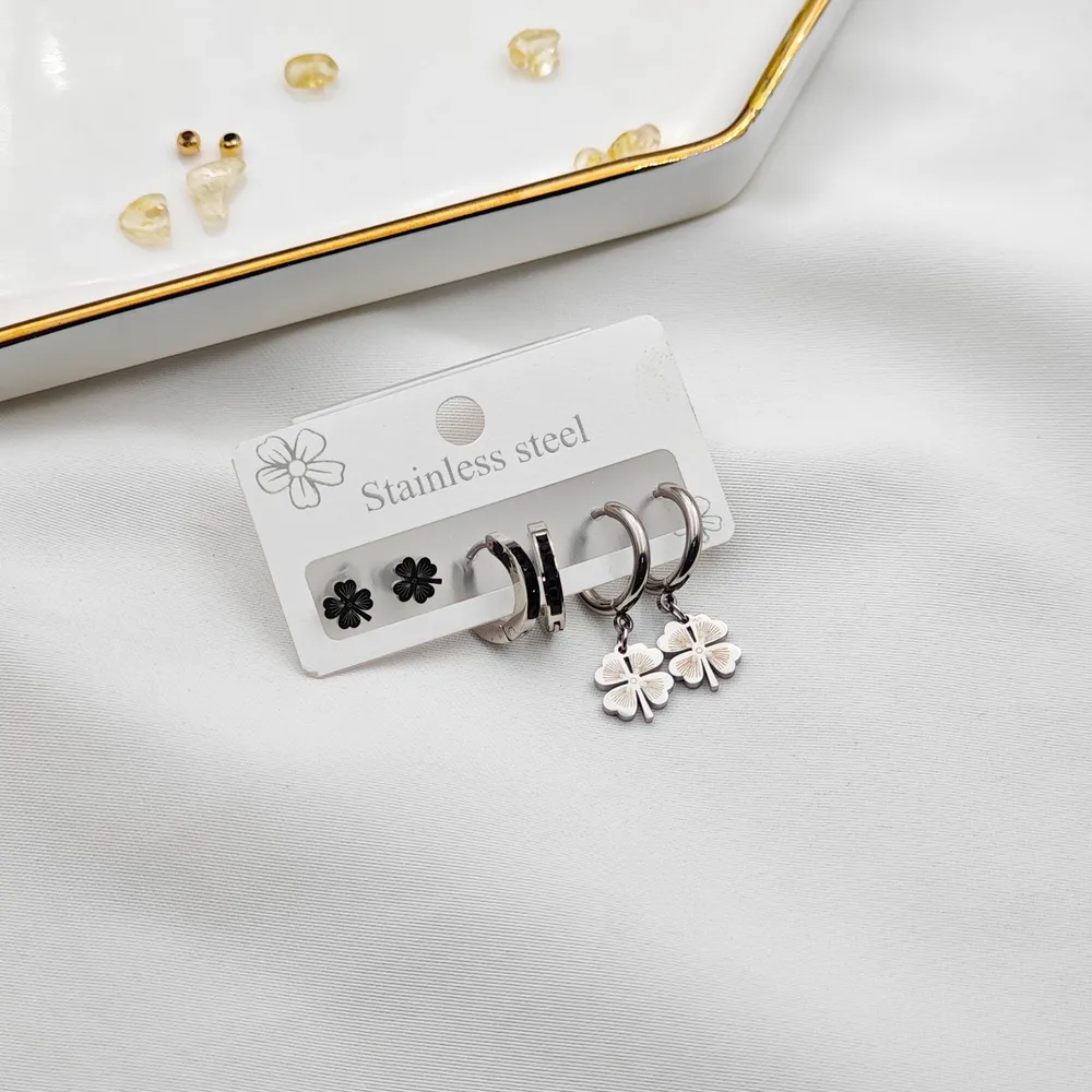 Stainless Steel Çoklu Küpe ( Minimal Yonca)